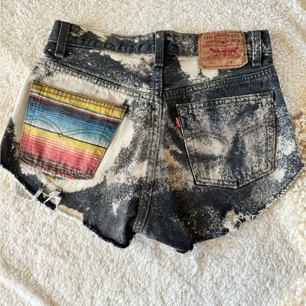 Levi x The Laundry Room Jean Shorts